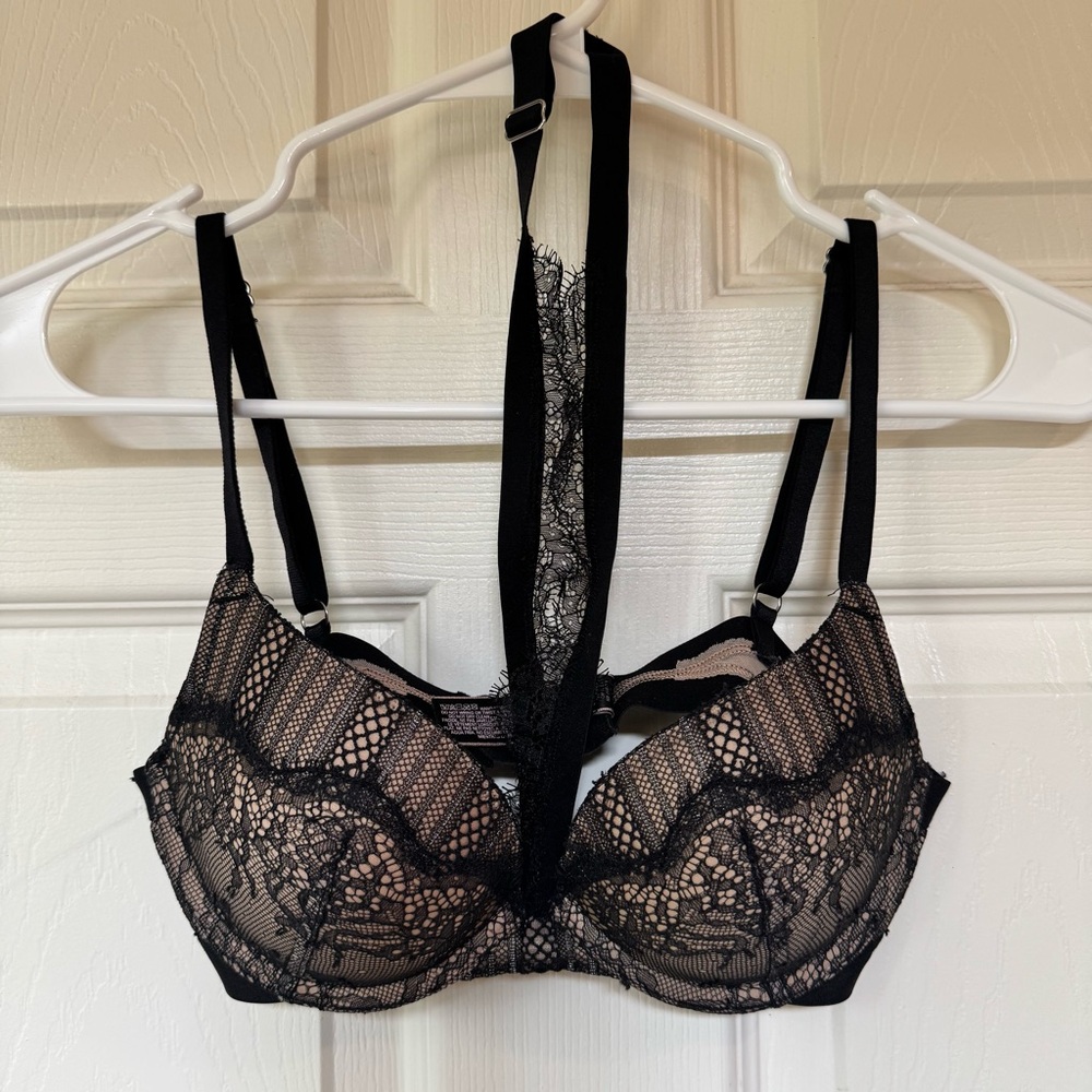 Victoria’s Secret Very Sexy Lace Padded Push-Up Bra Lingerie Black/Nude 32B